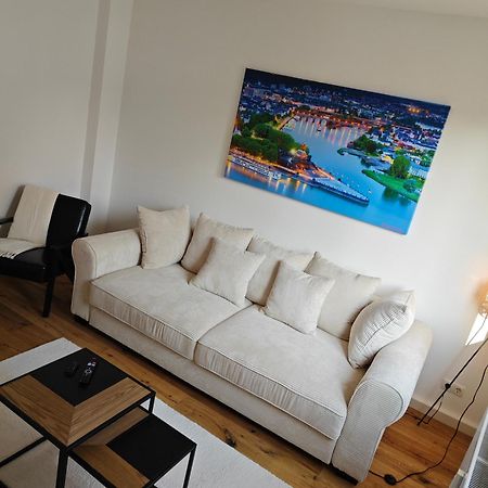 Charmante 2 Zimmer-Wohnung Mit Fahrradstellplaetzen Koblenz  Exterior foto